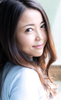 Seducing by Flashing Pussy: Natsumi Hirose (1Pondo-030719_819) sample image 3