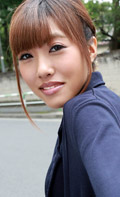The Throbbing: Slender Beauty With Sexy Lips (1Pondo-121217_616) sample image 3